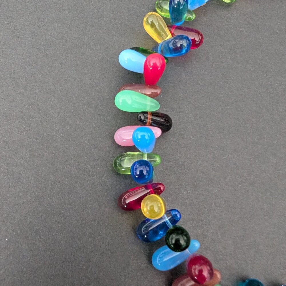 Arty multi color glass collar necklace - Picture 8 of 13